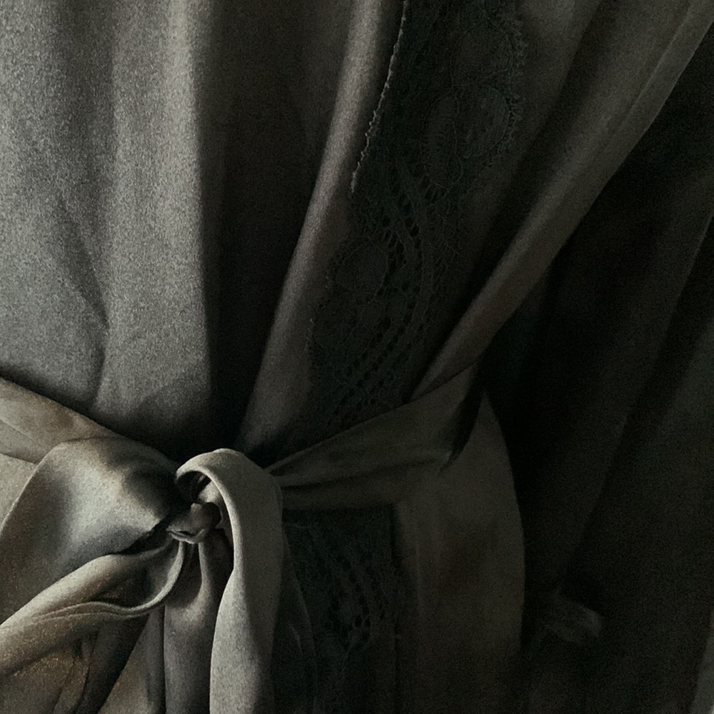 Intimate Black Robe | NWT - Picture 2 of 6